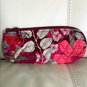 NWOT Vera Bradley Brush/Pencil case